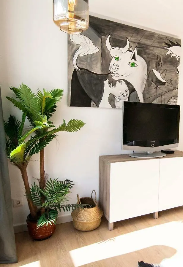 Letmalaga Merced Market Apartment 0*, Malaga